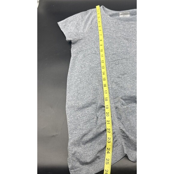Athleta Top Women’s Ruched Fastest Track Running Stretch Workout Gym Gray Sz M - Picture 8 of 8